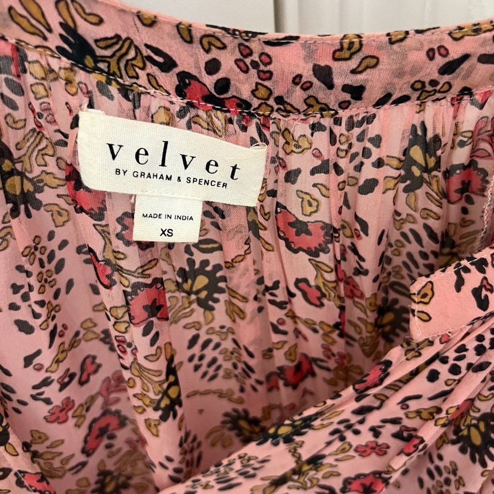 Velvet by Graham & Spencer floral dress - Picture 2 of 2